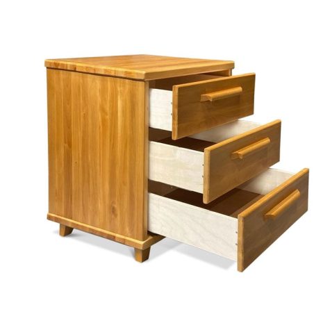 kumode-eta-3a-melnalksna-masivkoks-razots-latvija13388_5086322